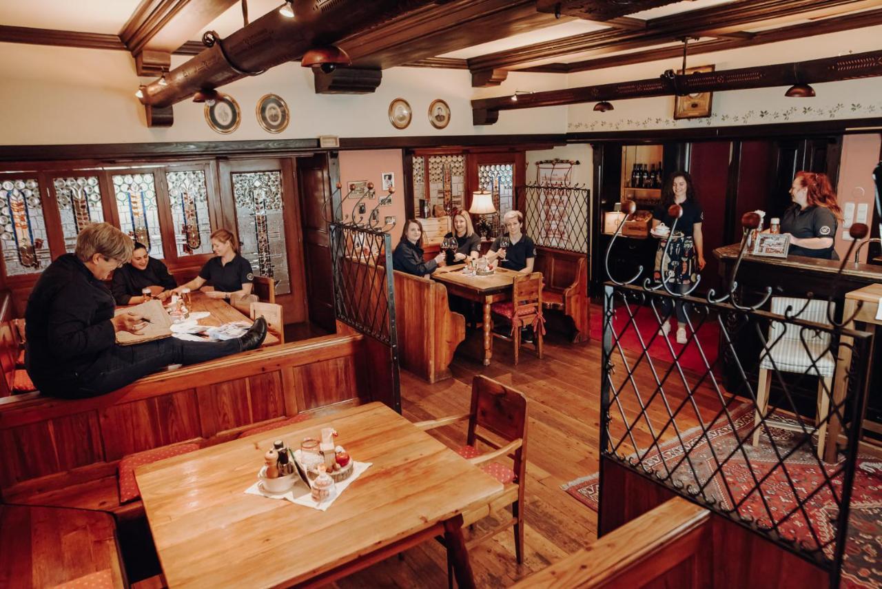 Der Eberhard - Wohnen & Essen Bei Ilse Hotel Sankt Michael in Obersteiermark Exterior foto