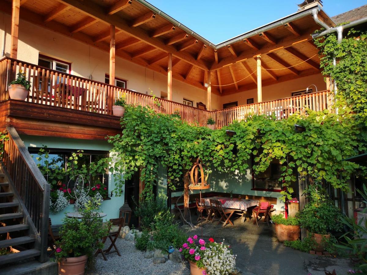Der Eberhard - Wohnen & Essen Bei Ilse Hotel Sankt Michael in Obersteiermark Exterior foto